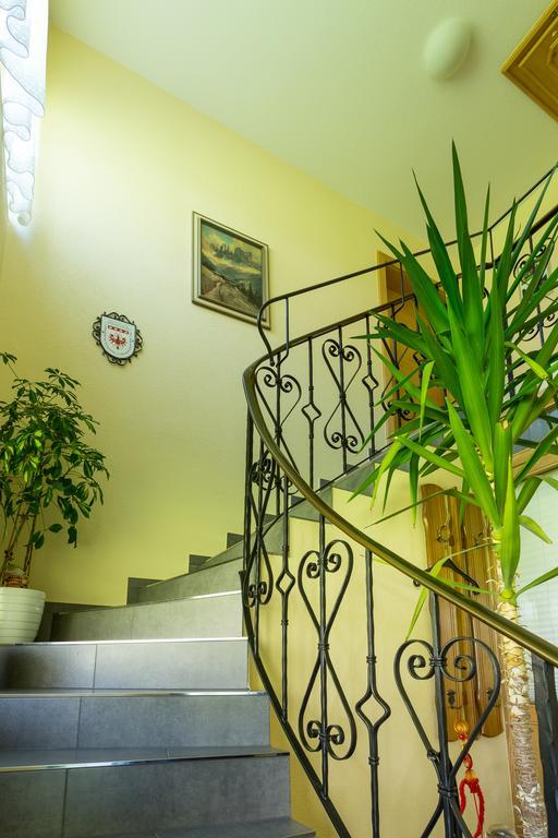 Biancas Ferienwohnung Im Haus Roswitha Tumpen Buitenkant foto