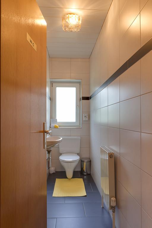 Biancas Ferienwohnung Im Haus Roswitha Tumpen Buitenkant foto
